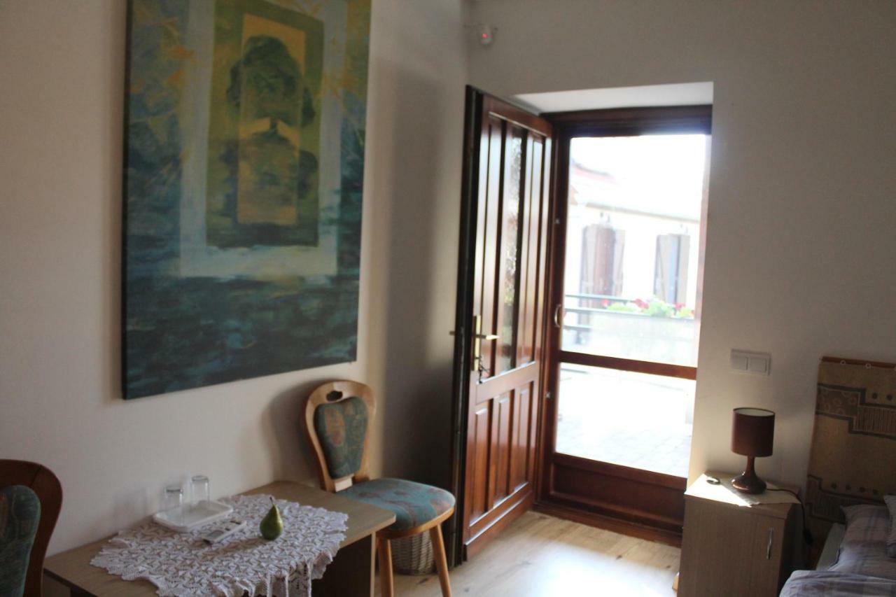 Eszter-Haz Vendeghaz Kerekegyhaza Hotel Buitenkant foto